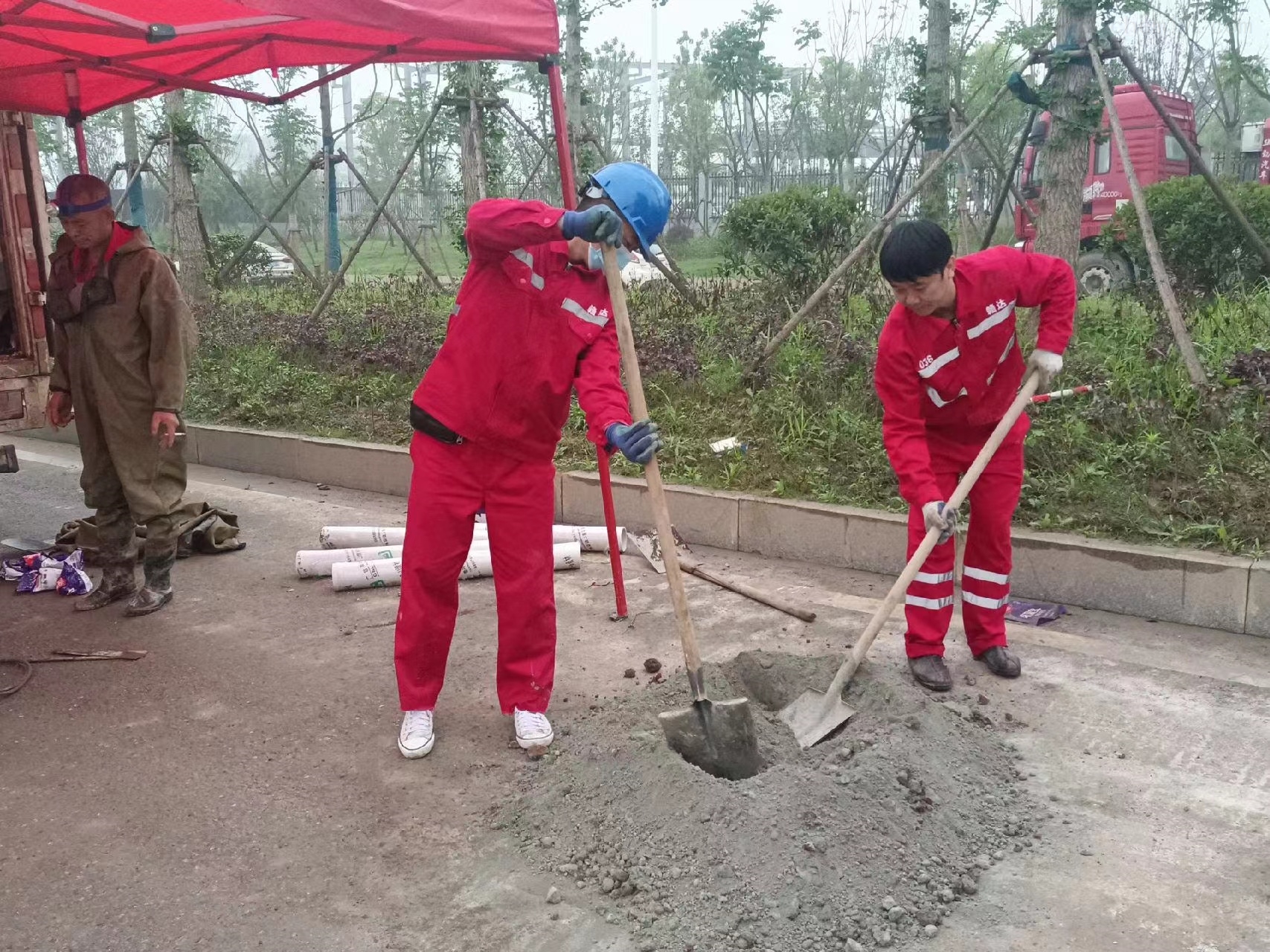 无锡管道疏通哪家好】及时进行市政管道清淤